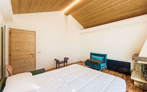 Dorian: Interior Design, Flooring, Holz, Fussboden, Decke, Möbel, Schlafzimmer, Beleuchtung, Zimmer, Bett