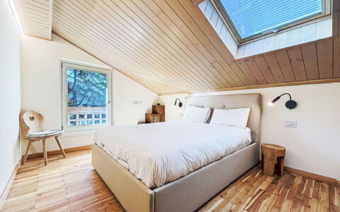 Dorian: Bett, Interior Design, Möbel, Schlafzimmer, Holz, Flooring, Fussboden, Decke, Bedding, Bettdecke