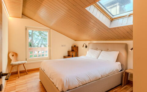Dorian: Möbel, Interior Design, Schlafzimmer, Bett, Holz, Decke, Bettdecke, Bedding, Fussboden, Zuhause