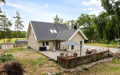 Björkfjärden: Zuhause, Haus, Dach, Hütte, Abstellgleis, Estate, Auffahrt, Bauernhaus, Veranda, Gartenbauten