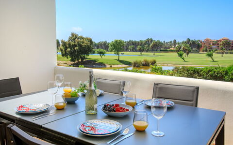 Los Moriscos Golf: Wohnung, Wohngebiet, Eigentumswohnung, Urban Design, Balkon, Mischnutzung, Resort, Estate, Hotel, Schatten