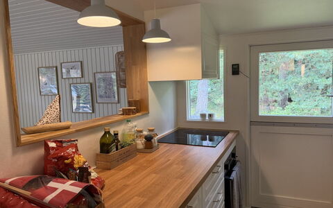 Waghn - from the Sea: Interior Design, Möbel, Flooring, Holz, Countertop, Light Fixture, Decke, Fussboden, Beleuchtung, Küche