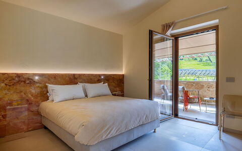 Poggio Ambrato 18, Emma Villas: Holzbeize, Hartholz, Schwimmbad, Resort, Holzboden, Bettrahmen, Hotel, Bedding, Eco Hotel, Schlafzimmer