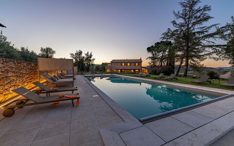 Poggio Ambrato 18, Emma Villas: Blau, Schwimmbad, Estate, Resort, Eco Hotel, Villa, Landscaping, Hazienda, Bauernhaus, Schatten