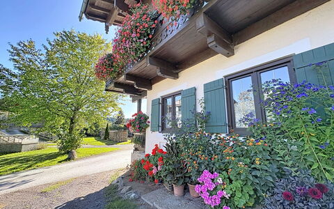 Thorermartlgut Incl. Gästekarte: Die Architektur, Steigung, Hütte, Gebirge, Blockhaus, Abstellgleis, Holz, Alpen, Eco Hotel, Bergdorf