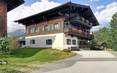 Thorermartlgut Incl. Gästekarte: Die Architektur, Steigung, Hütte, Gebirge, Blockhaus, Abstellgleis, Holz, Alpen, Eco Hotel, Bergdorf
