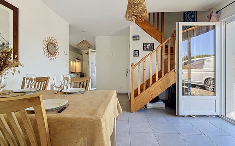 Maison de Kerné: Die Architektur, Steigung, Hütte, Gebirge, Blockhaus, Abstellgleis, Holz, Alpen, Eco Hotel, Bergdorf