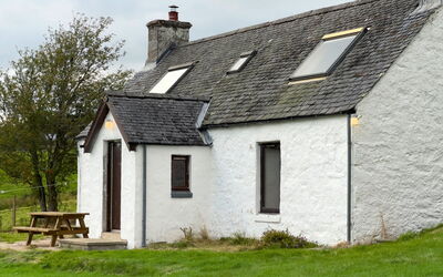 Achtuie Cottage