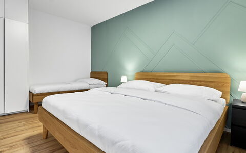 Lagom: Flooring, Fussboden, Holzboden, Interior Design, Holz, Schlafzimmer, Decke, Zimmer, Bett, Möbel