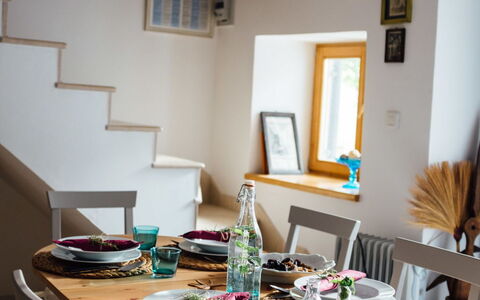 Marijana: Möbel, Interior Design, Tabelle, Holz, Geschirr, Stuhl, Esszimmer, Küche & Esszimmer Tisch, Zimmer, Textil