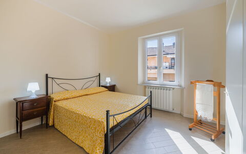 Terrazza Giardino: Wand, Interior Design, Flooring, Fussboden, Decke, Bett, Zimmer, Schlafzimmer, Möbel, Bettrahmen