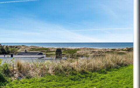 Aaran - 100M from the Sea: Himmel, Blau, Horizont, Wolke, Grundstueck, Meer, Küste, Ozean, Ufer, Wiese