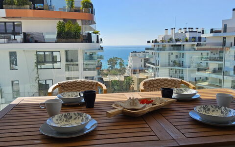Residencial Áster: Möbel, Stuhl, Tabelle, Gartenmöbel, Tisch Im Freien, Balkon, Wohnung, Küche & Esszimmer Tisch, Schatten, Terrasse