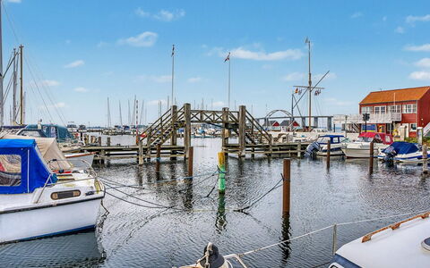 Leefke - 200M from the Sea: Boot, Yachthafen, Watercraft, Hafen, Hafen, Dock, Boote Und Boating - Geräte Und Materialien, Meer, Schiffsbau