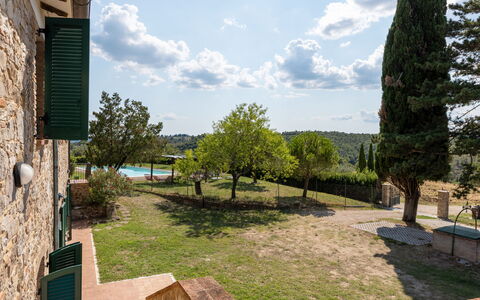 Il Melograno Apartament: Garten, Schatten, Landscaping, Rasen, Hinterhof, Garten