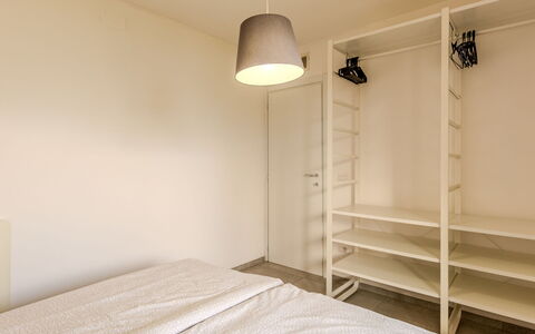 Casa Panoramica: Flooring, Fussboden, Interior Design, Wand, Holz, Möbel, Decke, Zimmer, Bett, Schlafzimmer