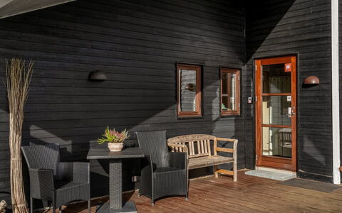 Torsten: Flooring, Schlafzimmer, Bedding, Bett, Bettrahmen, Linens, Bettdecke, Hartholz, Matratze, Holzboden