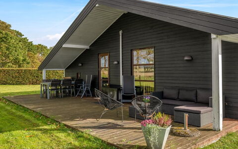 Torsten: Flooring, Schlafzimmer, Bedding, Bett, Bettrahmen, Linens, Bettdecke, Hartholz, Matratze, Holzboden