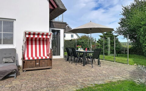 Moderne Zeiten: Möbel, Gartenmöbel, Stuhl, Tisch Im Freien, Garten, Schatten, Hütte, Garten, Terrasse, Klappstuhl