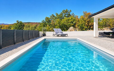 Poljica: Schwimmbad, Gartenmöbel, Garten, Möbel, Resort, Schatten, Eco Hotel, Hinterhof, Freizeit, Stuhl