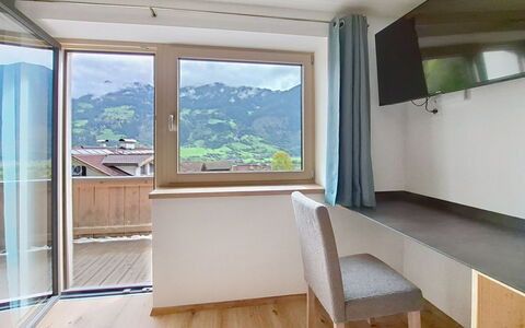 Sophia: Interior Design, Decke, Zimmer, Wohnung, Gebirge, Hartholz, Holzbeize, Holzboden, Alpen, Vorhang