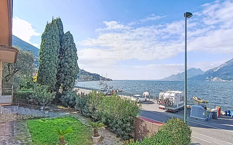 Casa al Lago: Bergforms, Berg, Hügel, Gebirge, Küsten Und Ozeanische Forms, Bergstation, Küste, Meer, Grat, Familienauto