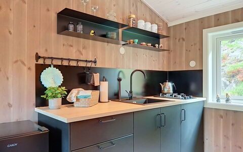 Porsmyr: Interior Design, Holz, Möbel, Countertop, Flooring, Cabinetry, Küche, Beleuchtung, Fussboden, Light Fixture