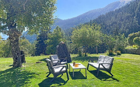 Les Pensées: Wohnung, Resort, Schwimmbad, Eigentumswohnung, Balkon, Hotel, Eco Hotel, Villa, Zimmerpflanze