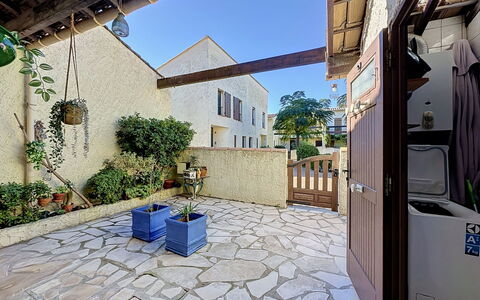 La Placette: Wohnung, Resort, Schwimmbad, Eigentumswohnung, Balkon, Hotel, Eco Hotel, Villa, Zimmerpflanze