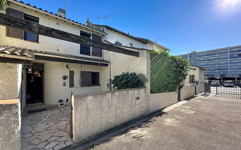 La Placette: Wohnung, Resort, Schwimmbad, Eigentumswohnung, Balkon, Hotel, Eco Hotel, Villa, Zimmerpflanze