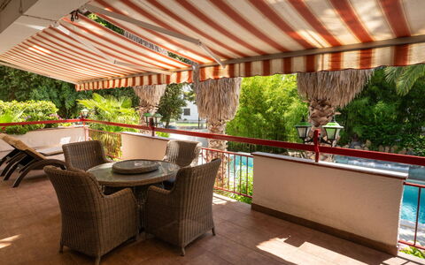 Botanica: Wohnung, Resort, Schwimmbad, Eigentumswohnung, Balkon, Hotel, Eco Hotel, Villa, Zimmerpflanze