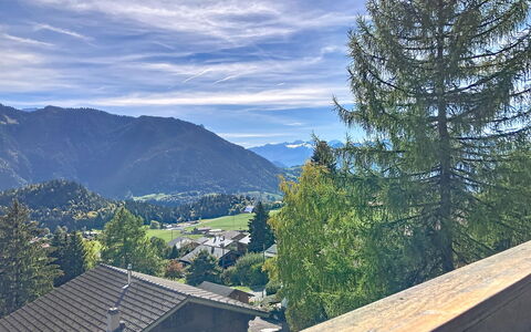 Chalet Perry: Himmel, Bergforms, Berg, Hügel, Hochland, Bergstation, Gebirge, Landschaft, Lärche, Grat