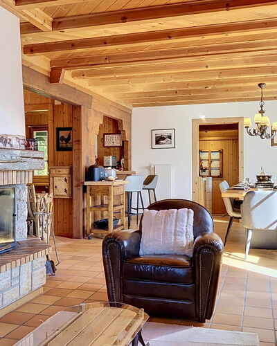 Chalet Perry