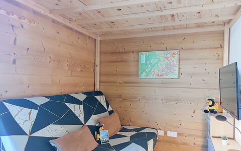 Clos du Savoy: Flooring, Holz, Fussboden, Interior Design, Zimmer, Holzbeize, Hartholz, Holzboden, Decke, Planke