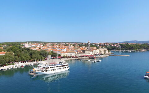 Mateja: Boot, Wasser, Gewässer, Watercraft, Wasserweg, Kanal, Küsten Und Ozeanische Forms, Schiff, Boote Und Boating - Geräte Und Materialien, Meer