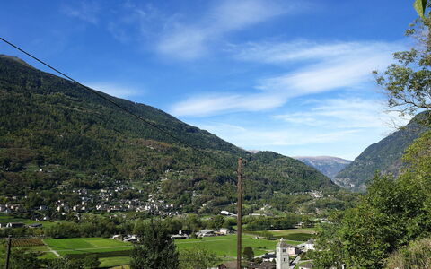 Valserhaus: Bergforms, Natur, Berg, Vegetation, Hügel, Hochland, Landschaft, Bergstation, Ländliches Gebiet, Grundstueck