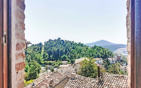Dimora Castello: Backstein, Estate, Garten, Vorort, Auffahrt, Landscaping, Garten, Hazienda, Bauernhaus, Hinterhof