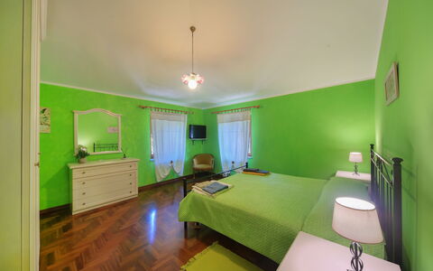 Casale Vepres: Interior Design, Möbel, Flooring, Fussboden, Decke, Zimmer, Schlafzimmer, Bett, Beleuchtung, Zuhause