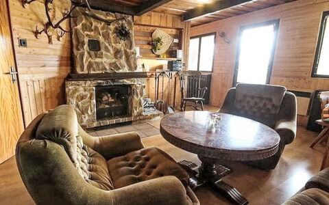 Svahová 1: Möbel, Holz, Interior Design, Flooring, Fussboden, Beleuchtung, Zuhause, Wohnzimmer, Zimmer, Couch