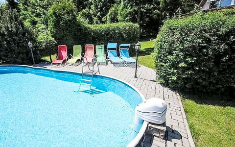 Svahová 1: Schwimmbad, Gartenmöbel, Freizeit, Möbel, Verbundwerkstoff, Resort, Schatten, Stuhl, Garten, Hinterhof