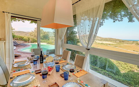 Villa Ananda 8: Möbel, Stuhl, Tabelle, Interior Design, Küche & Esszimmer Tisch, Resort, Eco Hotel, Esszimmer, Schatten, Villa