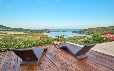 Villa Ananda 8: Resort, Schwimmbad, Eco Hotel, Gartenmöbel, Balkon, Küste, Ozean, Schatten, Landscaping