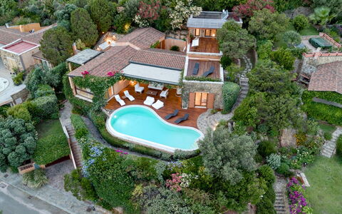 Villa Ananda 8: Wohngebiet, Haus, Zuhause, Landschaft, Resort, Estate, Vogelperspektive, Eco Hotel, Garten