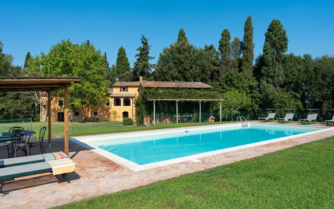 Villa del Poggio D'Oro 8: Estate, Hazienda, Schwimmbad, Villa, Bauernhaus, Garten, Villa, Hof