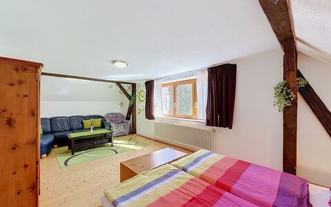 Ferienhaus Huber: Holz, Interior Design, Möbel, Decke, Zuhause, Zimmer, Wohnung, Hartholz, Bett, Schlafzimmer