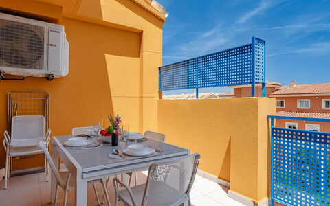 Puerta del Tenis: Wohnung, Stuhl, Holzbeize, Schwimmbad, Hotel, Balkon, Resort