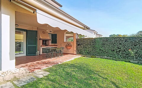 Casa Prais: Schatten, Garten, Hinterhof, Balkon, Markise, Limousine, Hazienda