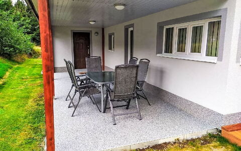 Svahová 3: Blau, Holz, Möbel, Zuhause, Gartenmöbel, Stuhl, Schatten, Balkon, Holzbeize, Eco Hotel