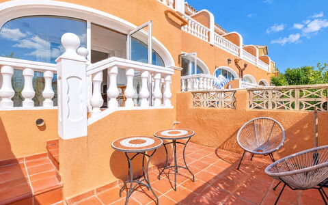 Pueblo de la Paz: Blau, Holz, Möbel, Zuhause, Gartenmöbel, Stuhl, Schatten, Balkon, Holzbeize, Eco Hotel
