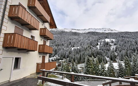 Natalina House: Schwimmbad, Resort, Hotel, Schatten, Villa, Balkon, Eco Hotel, Ferienort, Luftaufnahmen